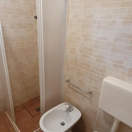 Casa Di Pier E Nanni - *